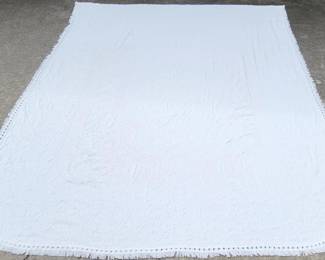 7t - Crown Crafts Queen Size Bedspread - light cream some discoloration
