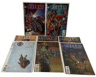 661 - 8 DC / Vertigo Goddess Comic Books
