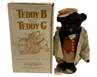 1939 - Teddy B Limited Edition Bear w/ box signed foot
