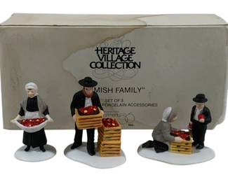 1302 - Dept 56 Heritage Village Amish Family w/ box
