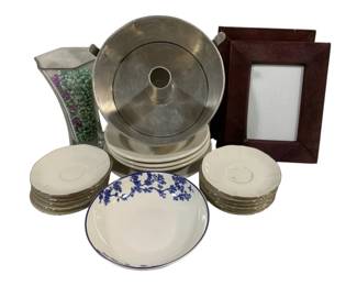 195x - Assorted Items
