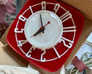 GE Telechron wall clock - with original box......