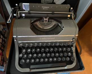 Vintage Underwood Champion portable typewriter