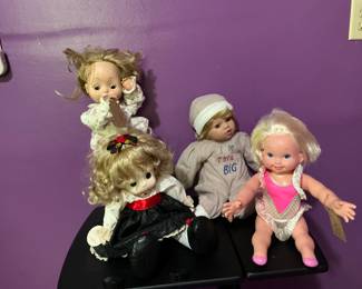 Nearly 100 vintage dolls, many in original cllothes