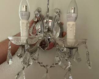 Multiple light fixtures