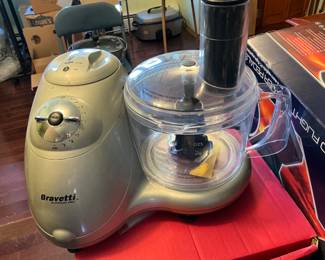 Multiple kitchen appliances.  Grills, food saver, food processor, chocolate fountain, slow cooker, etc.  all clean and in working order