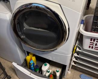 Whirlpool Dryer with stand 