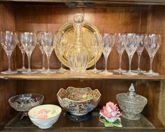 Gold Trim Glassware Chinese Art Bowl