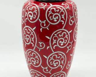 111 ChinoiserieRedCeramicVase