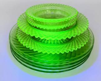 95 VintageUraniumGlassDishes