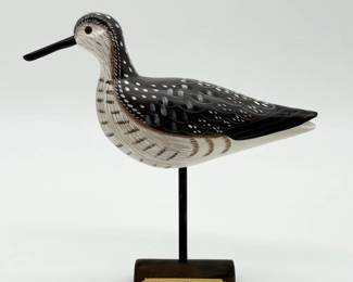 121 SolitarySandpiperWoodenCarvingonStand