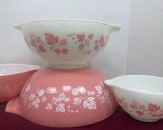 Gooseberry Vintage Pyrex
