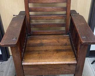 002 Antique Reclining Morris Lounge Chair
