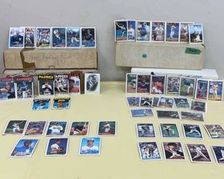 Vintage Baseball Card Mystery Lot