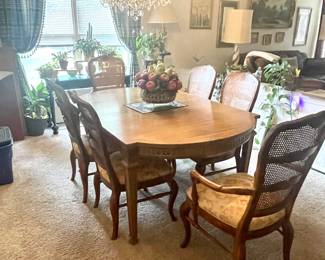 vintage drexel & thomasville dining set