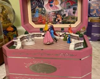 Disney Sleeping Beauty music box