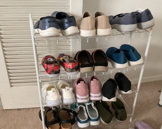 Women’s shoes