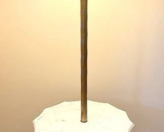 Tall Lamp w Pedestal
