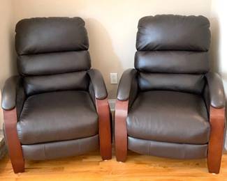 2 Leather Recliners 