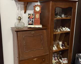 ANTIQUE SECRETARY DESK