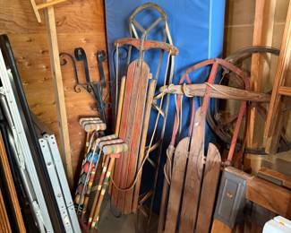 VINTAGE SLEDS AND CROQUET SET
