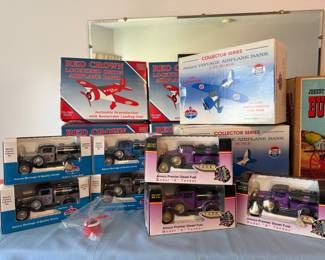 COLLECTIBLE AMOCO AIRPLANE BANKS