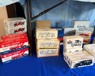 AMOCO TOY BANKS