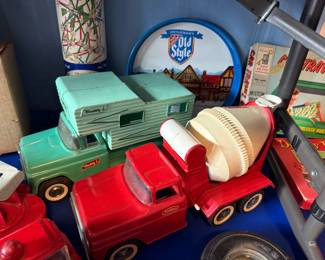 BUDDY L & TONKA TRUCKS