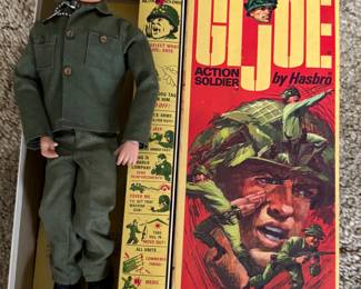 VINTAGE TALKING GI JOE DOLL WITH ORIGINAL BOX AND WORKING CONDITION!