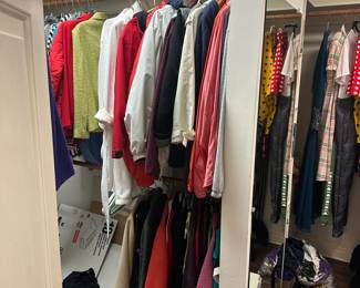 You must come to shop clothes/shoes. We can't hold these items.  Most clothes / shoes are $2 each. Ladies Large / XL. 