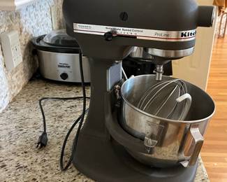 K19 - $150. KitchenAid ProLine Stand Mixer. Model # KSM5PSGR. Motor Sounds Strong. Lift head (not tilt)