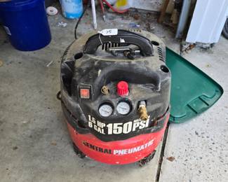 G28 - $35. Central Pneumatic 6 Gallon Air Compressor