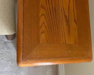 G4 - $150 . Vintage Bernhardt Console Table with 2 Stools. Table Measures 56" x 16" x 27" tall. Each Stool measures 21" x 14" x 18". 
