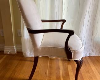 K8 - $85. Century Chair Company, Hickory NC, Queen Anne Arm Chair. Measures 26" wide x 19.5" deep x 37" tall. Solid wood frame is in very good condition, minor scuffs on the feet. One small black spot on the top edge of upholstery - see photo. 