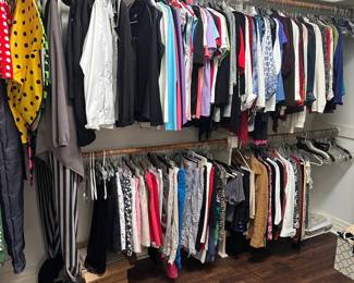 You must come to shop clothes/shoes. We can't hold these items.  Most clothes / shoes are $2 each. Ladies Large / XL. 