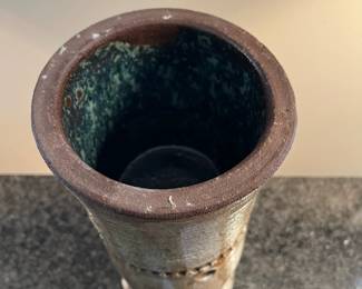L21 - $40. Unsigned Lidded Pottery. Measures 5.5" x 16.5" tall. 
