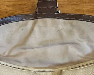 K25 - $70. Y2K Coach Soho Leather Purse. Measures 12" x 2.5" x 8". 