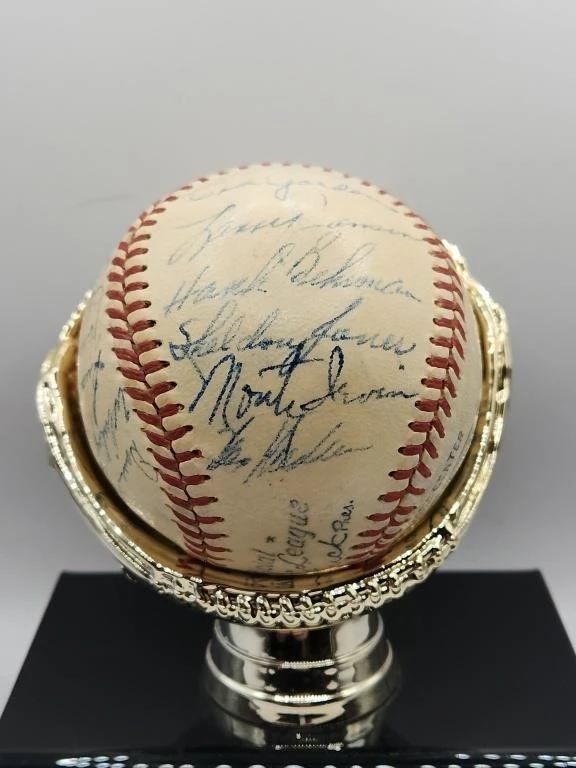 1949 NEW YORK GIANTS TEAM SIGNED BASEBALL