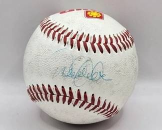 DEREK JETER SIGNED BASEBALL