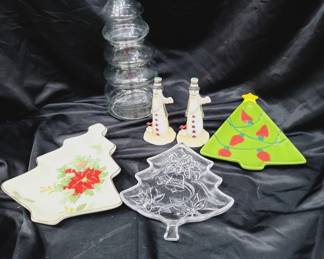 Glass & Ceramic Christmas Tree & Salt and Pepper