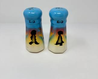 109 NavajoSouthwestCeramicSaltPepperShakersArtistSigned