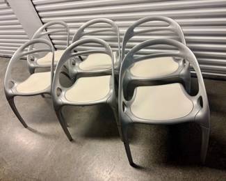 29 GOChairbyBernhardtDesignRossLovegroveEst2800Each