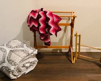 Wooden Needlework Frame Stand