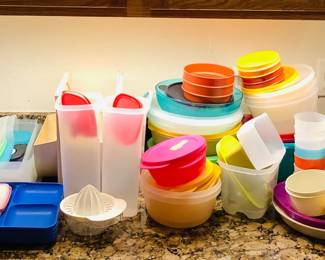 NEW The Pampered Chef Kithcen Accessories and Tupperware Containers