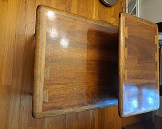 Lane-Acclaim End Table