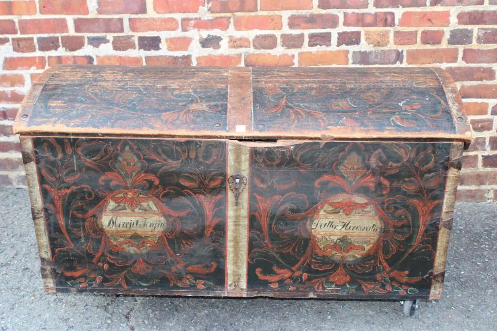 1700's Pennsylvania Dutch Folk Art Painted Wedding Chest