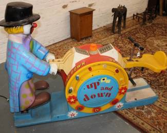 Up and Down Arcade Ride SN 1991194 44" x 61" x 14"    