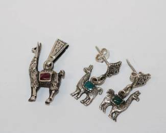 950 High Grade Sterling Llama Pendant and pierced Earrings, pendant is double sided with turquoise on one side carrelian on other side earrings each contain small square stone, 9.9 grams total weight