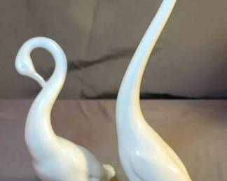 Nao Lladro Daisa Long Neck Porcelain Swans, 2 Pcs