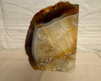 Agate with Quartz